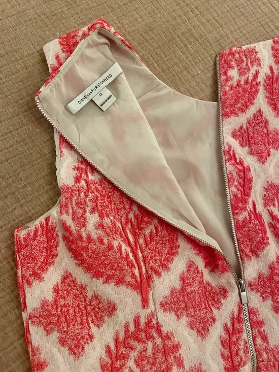 Diane von Furstenberg Pink & Coral Textured Dress - Picture 10 of 10